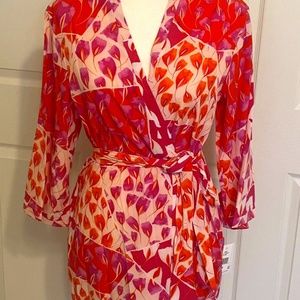 NEW! NATORI SOFT & SLINKY RED & PURPLE FLORAL ROBE